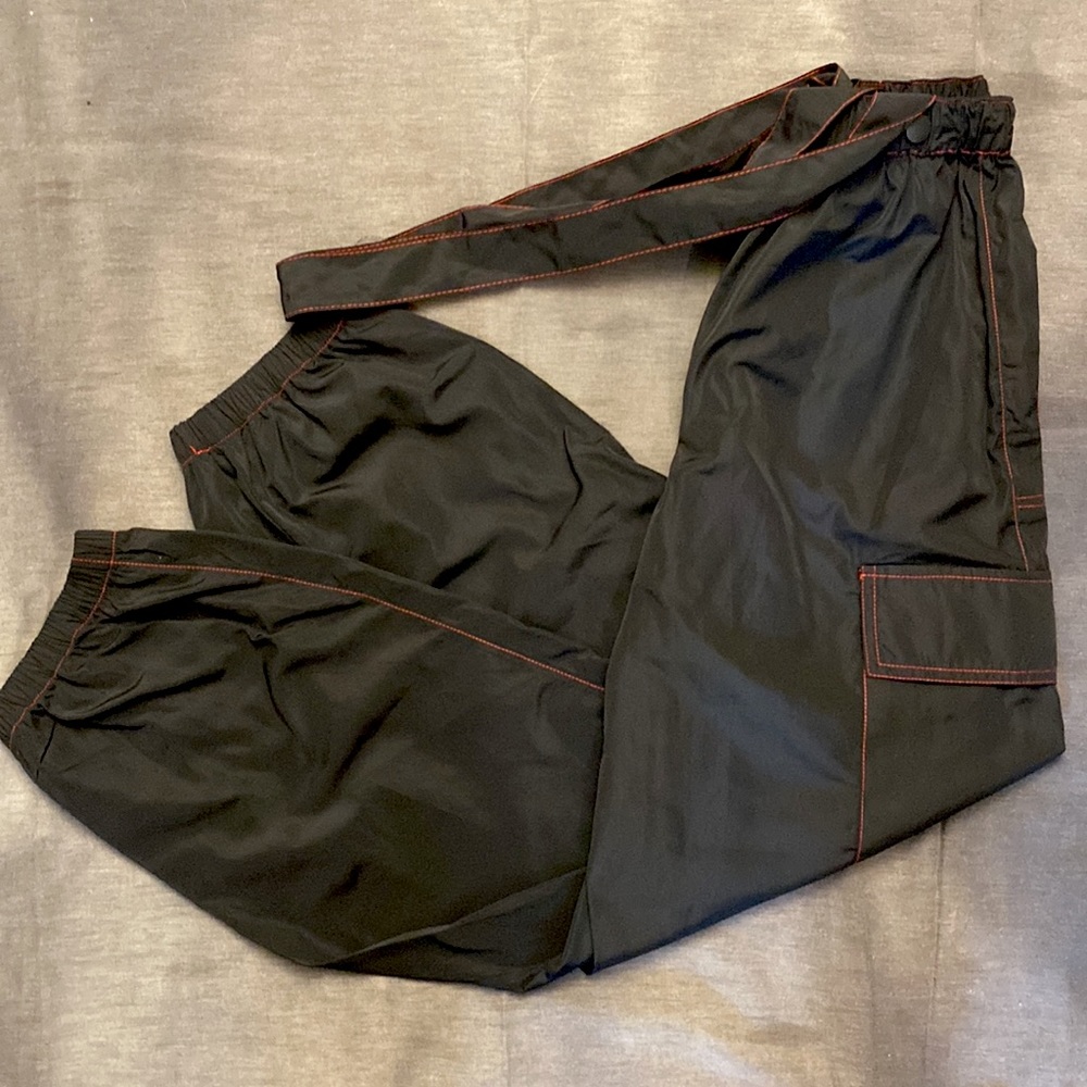 Forever 21 black cargo pants